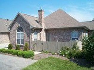 2366 Steeple Chase, Shelbyville, IN