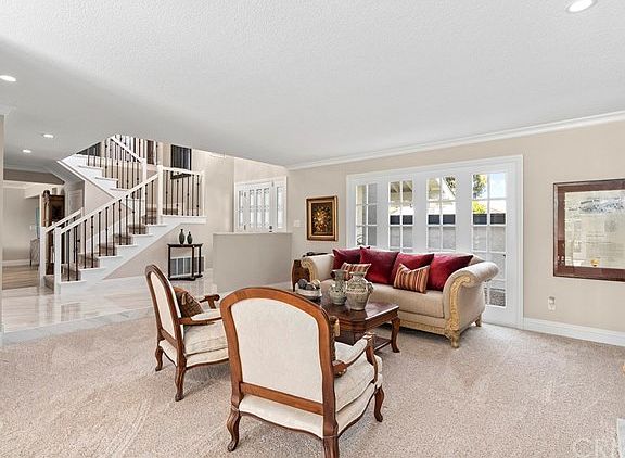 5th image of 414 S Torrey Pines Cir