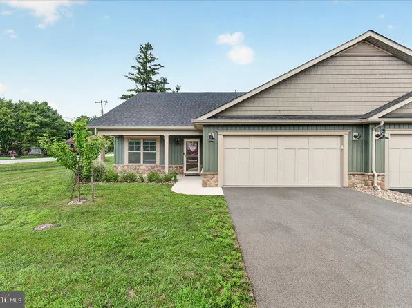 15 Grainfield Ct, Martinsburg, WV 25404