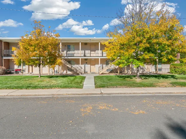 901 N Jasmine St, Denver, CO 80220