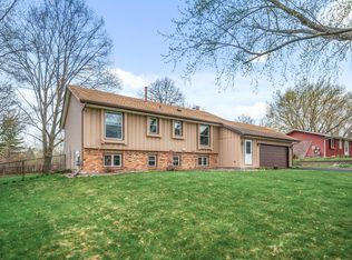 10453 101st Pl N, Maple Grove, MN 55369