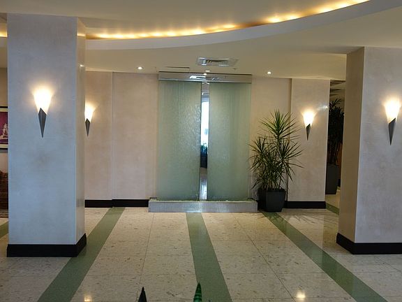 4th image of 3901 S Ocean Dr Ste 1