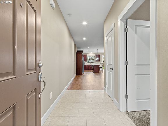 4th image of 8510 NE 127th Ct