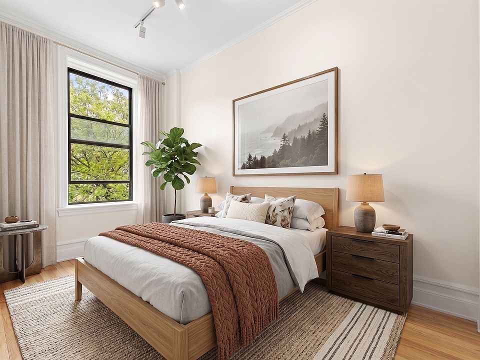2nd image of 51 W 88th St APT 5B