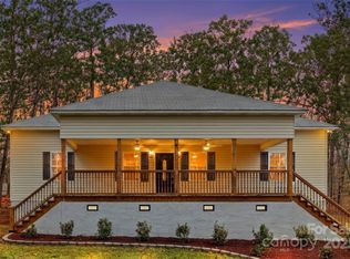 3429 Thoroughbred Ln, York, SC 29745