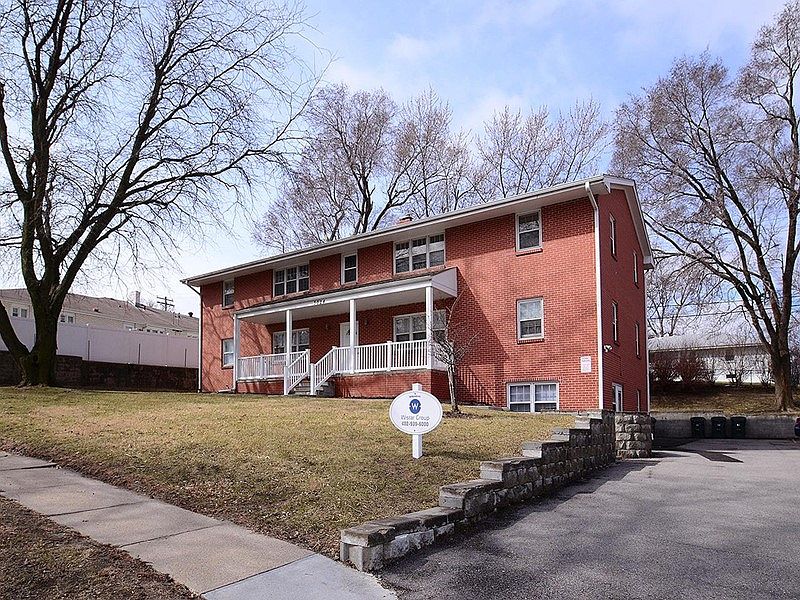 1st image of 3024 S 107th Ave APT A