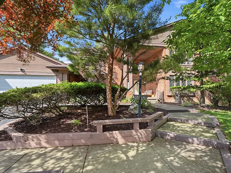 4677 Rolling Ridge Rd — Photo 6