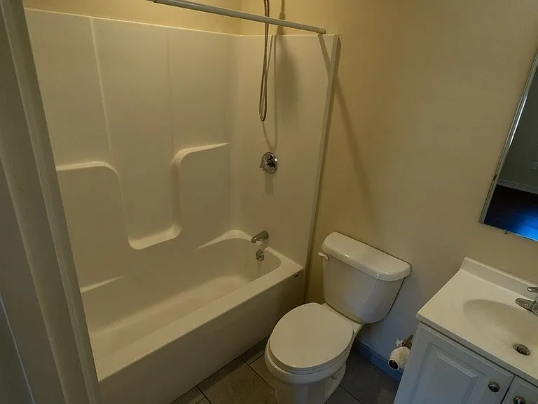332 Talbot Ave #4-14 — Photo 10