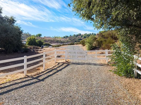 38563 Calle De Companero #E, Murrieta, CA 92562