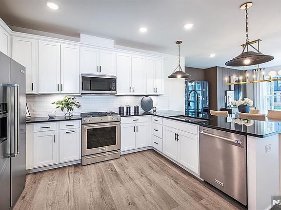 2nd image of 300 Sycamore St #301