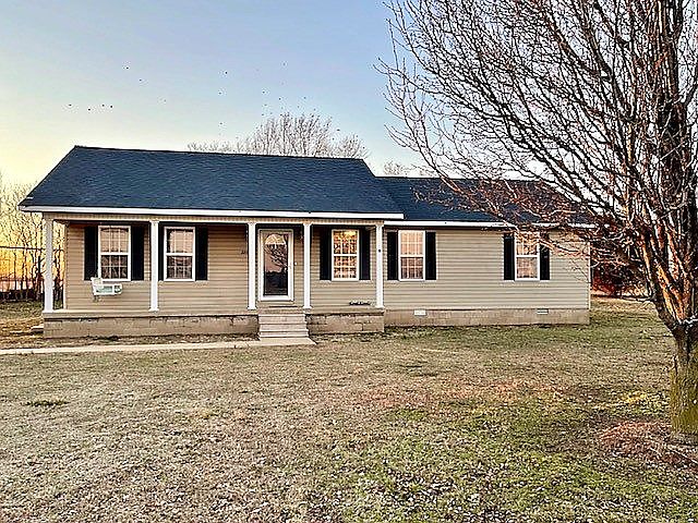 1st image of 220 Luke Morgan Ln