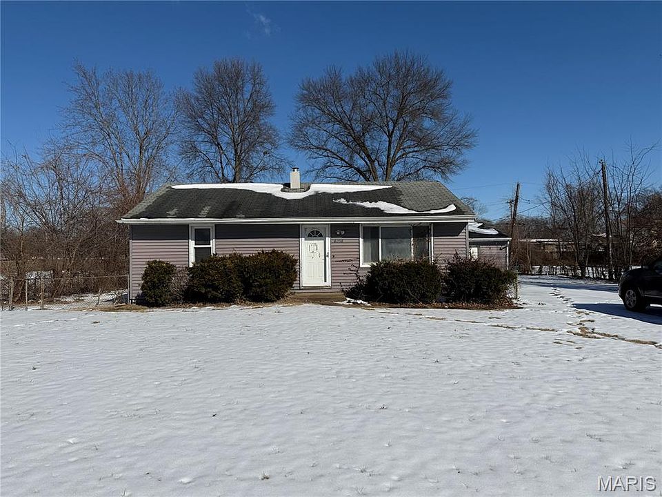 1st image of 1031 Farmview Dr