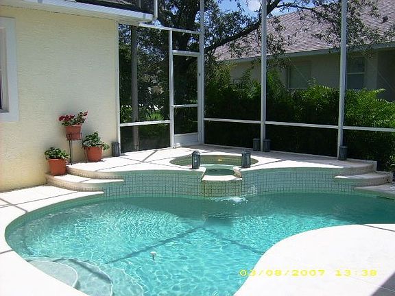 3rd image of 16 Acclaim At Lionspaw