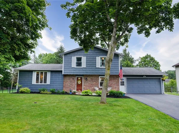 3 White Fawn Run, Rochester, NY 14624