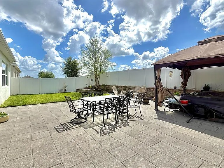 9160 Olmo Ct — Photo 17