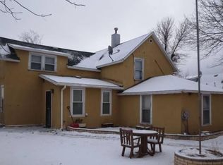 21 2nd Ave E, Williston, ND 58801