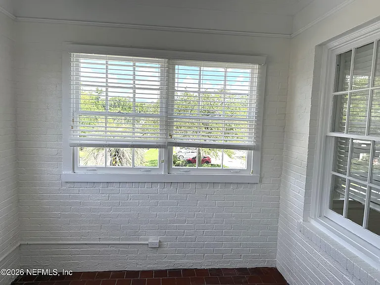 1705 Mallory St — Photo 8