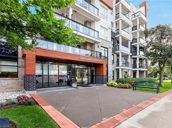 320 Plains Rd E #208, Burlington, ON L7T 0C1