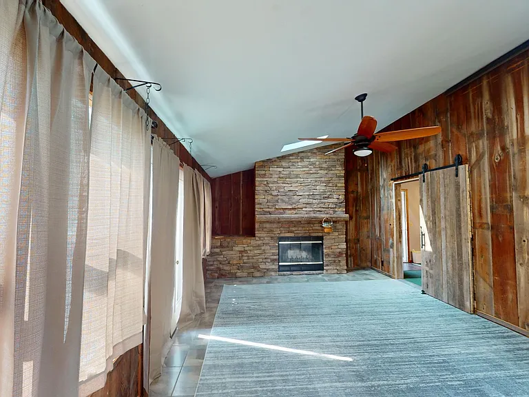 3806 Plymouth East Rd — Photo 19