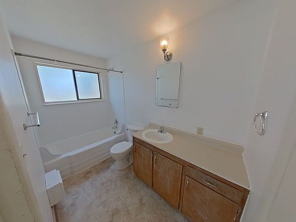 4th image of 361 E 14th Ave #14