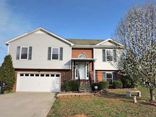 3401 Summerfield Dr, Clarksville, TN 37042