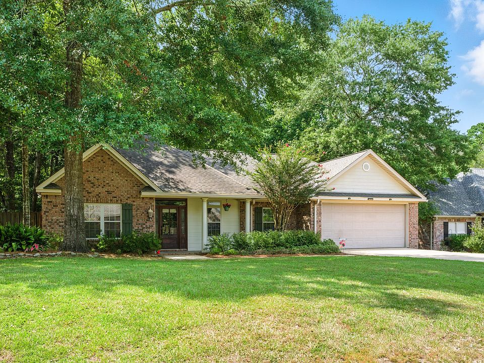 1st image of 21 Hartley Dr