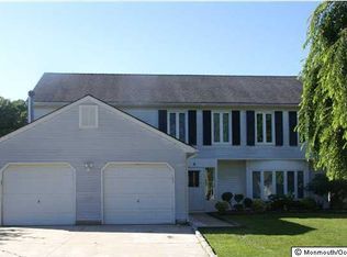 6 Thetford Ln, Marlboro, NJ 07746
