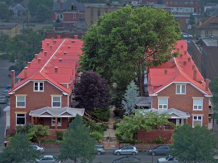 Arlington Court Community