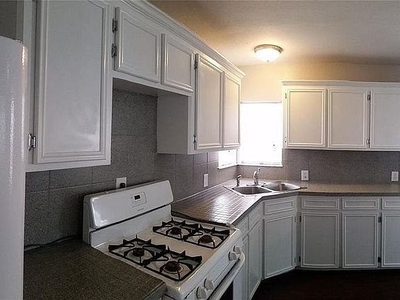 5th image of 1625 14th St #B