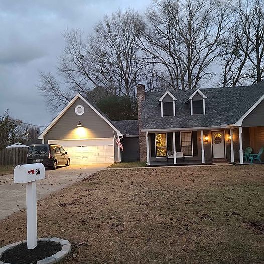 1st image of 36 N Walnut Dr