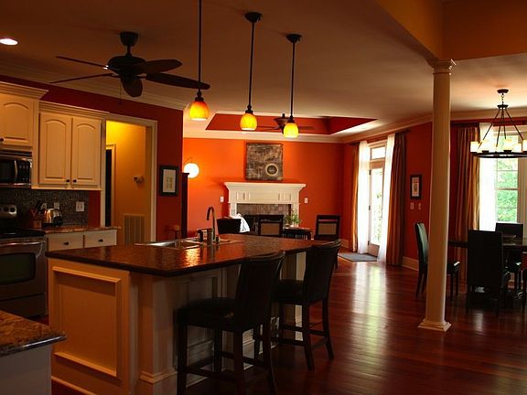 Spacious Floorplan, yet Cozy