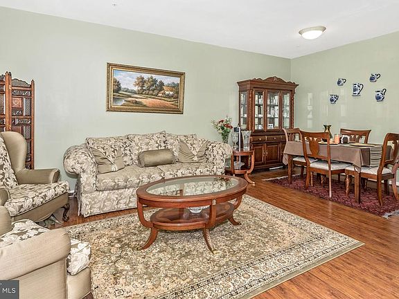 3rd image of 7937 Beach Plum Ln