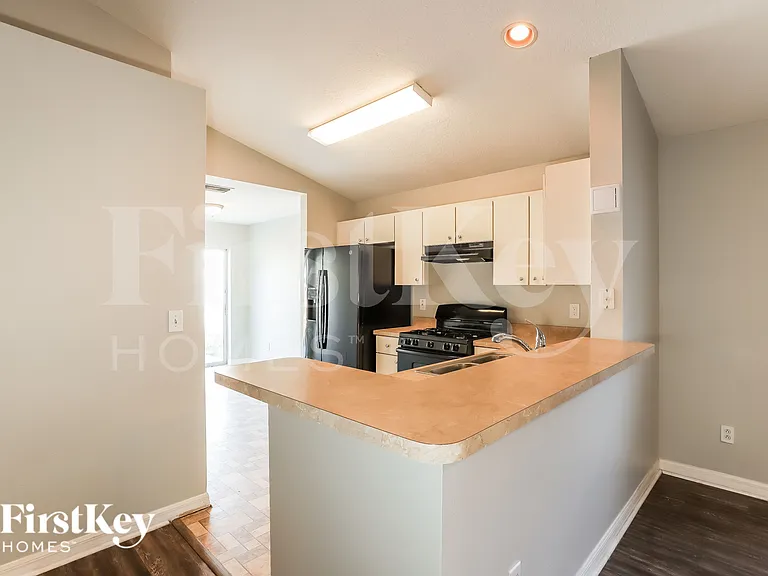 11133 Lakeside Vista Dr — Photo 6