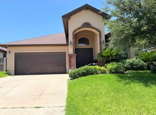 214 Bur Oak Dr, Laredo, TX 78045