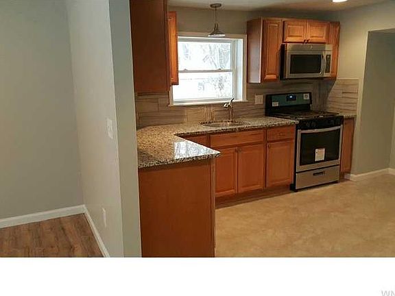 4th image of 5731 Southwestern Blvd