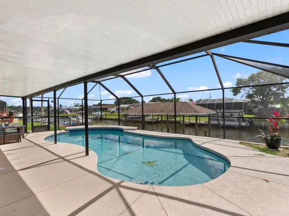 16 Claridge Ct S, Palm Coast, FL 32137