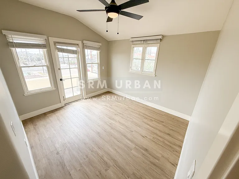 4290 Campus Ave #1/2 — Photo 14