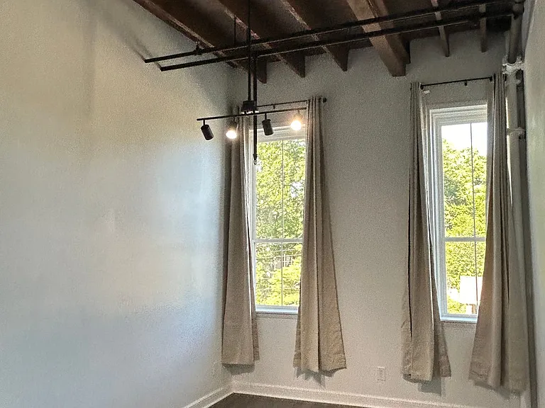 Roosevelt School Apartments — Photo 7