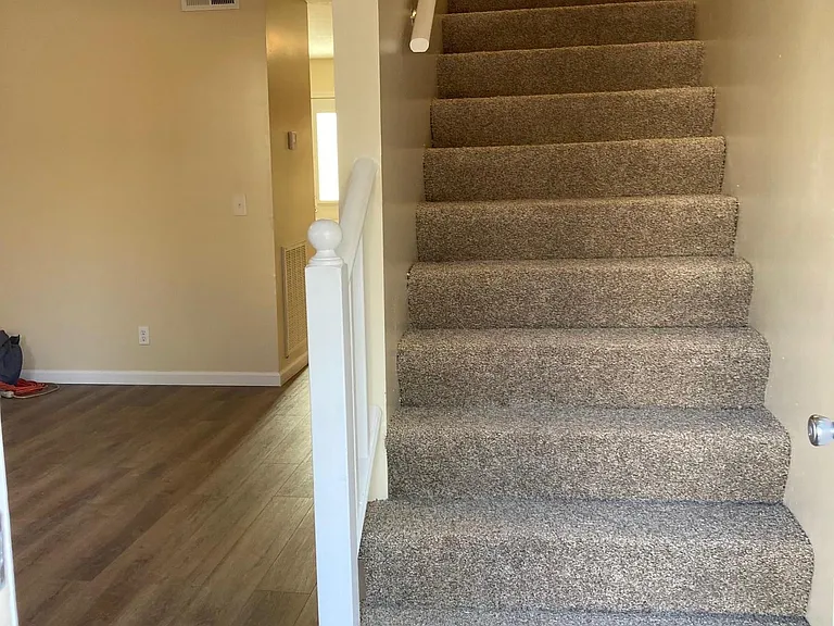 1205 Jackson Ave #C — Photo 2