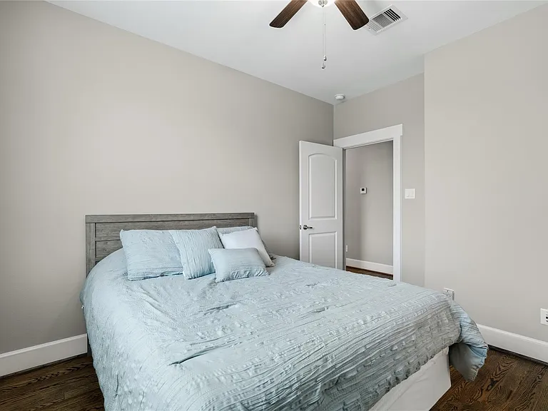 2604 Bevis St #D — Photo 30