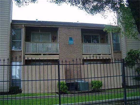 3rd image of 10211 Sugar Branch Dr APT 332
