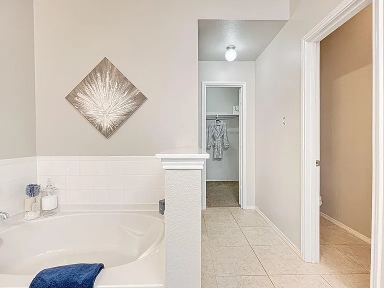 4408 Dashland Dr — Photo 16
