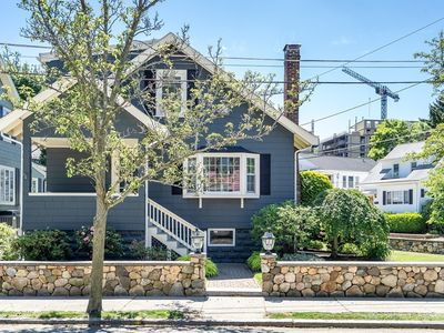 5 Sunset Ave, Medford, MA, 02155