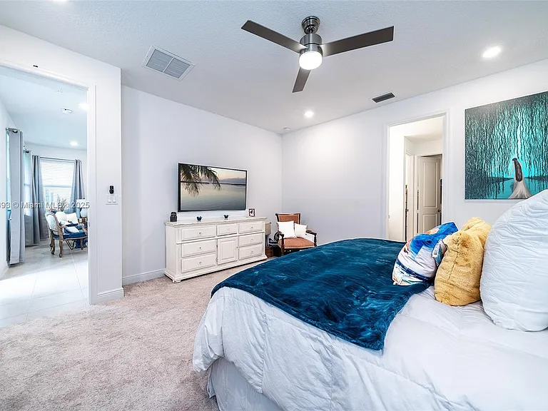 4230 Rosa Dr — Photo 24