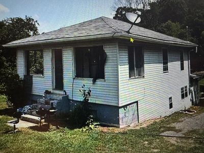 223 Delargy Ln, Hinton, WV, 25951