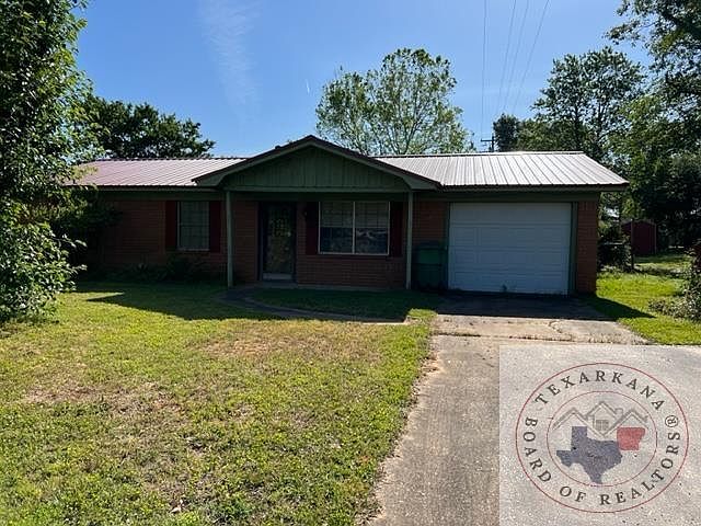 1st image of 9 Sheri Ln