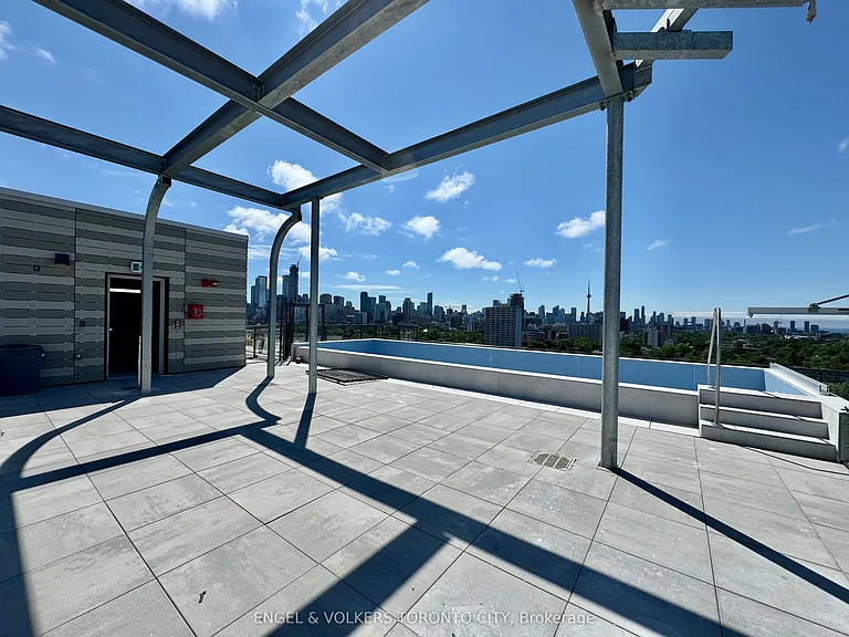 322 Dupont St #207 — Photo 17