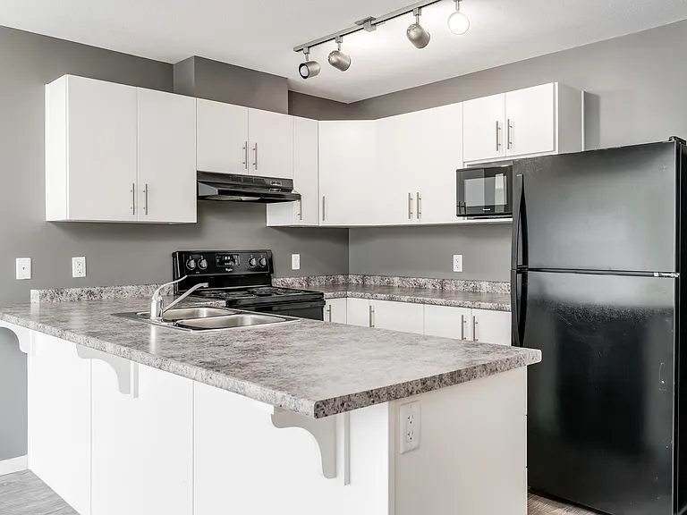 2703 James Mowatt Trl SW — Photo 10