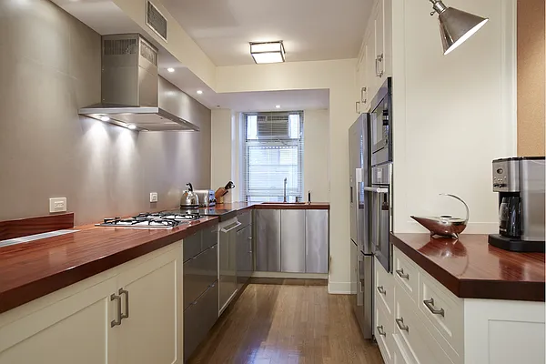 Sold by Stribling | media 4