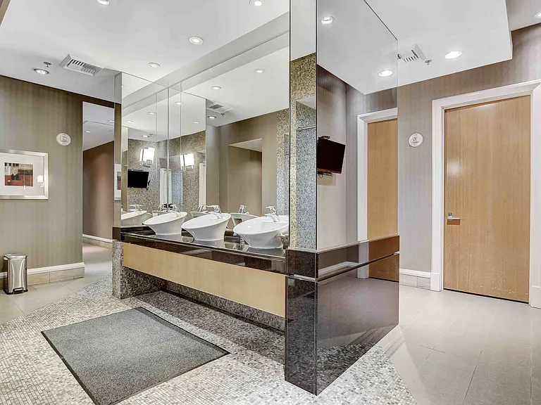 2700 Las Vegas Blvd S #3706 — Photo 46